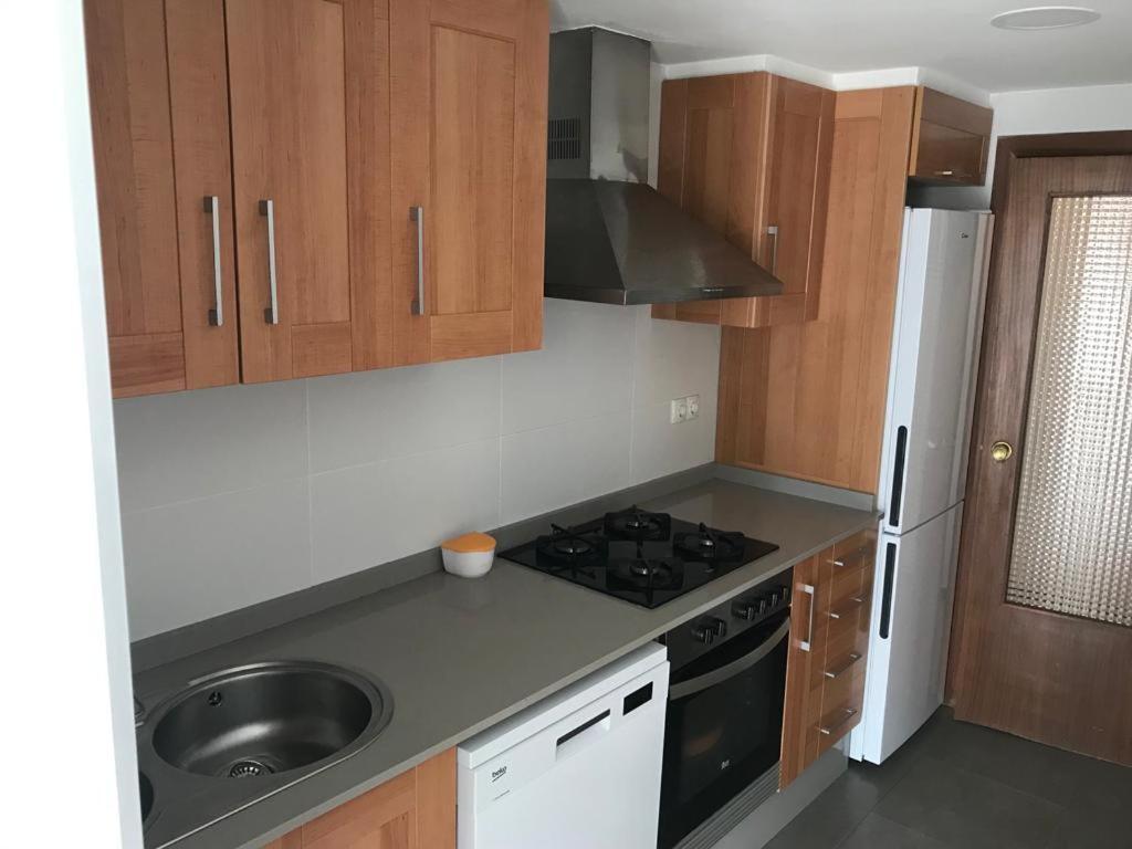 Apartamento En Complejo Residencial Con Piscina Y Garaje Frente Al Mar 瓦伦西亚 外观 照片