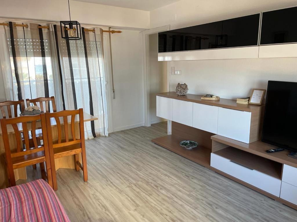 Apartamento En Complejo Residencial Con Piscina Y Garaje Frente Al Mar 瓦伦西亚 外观 照片